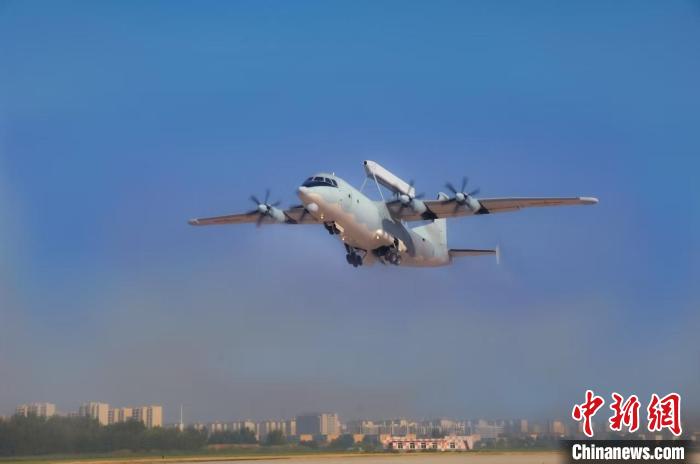 中国预警机“空警-500”为何被称为“空中帅府”？(图2)