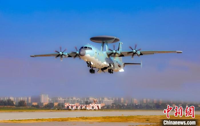 中国预警机“空警-500”为何被称为“空中帅府”？(图3)